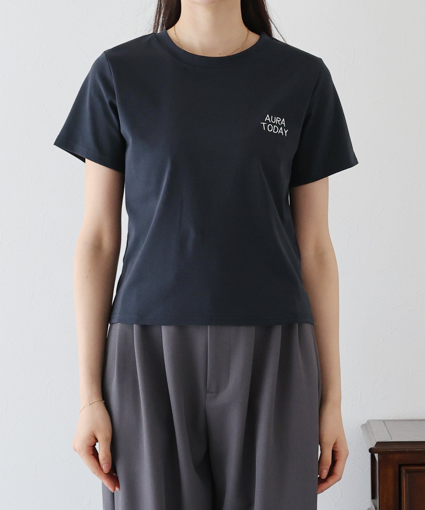 【TIME SALE】ワンポイントロゴ刺繍Tシャツ【ネコポス】
