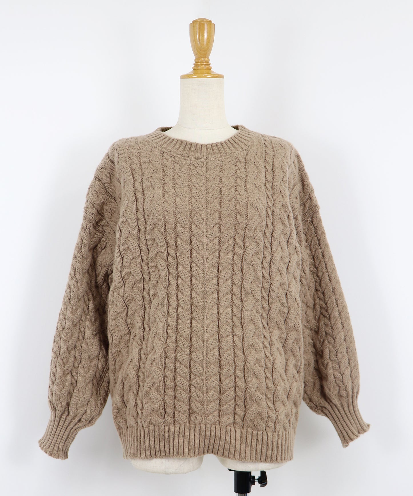 【SALE】ボリュームケーブルニット