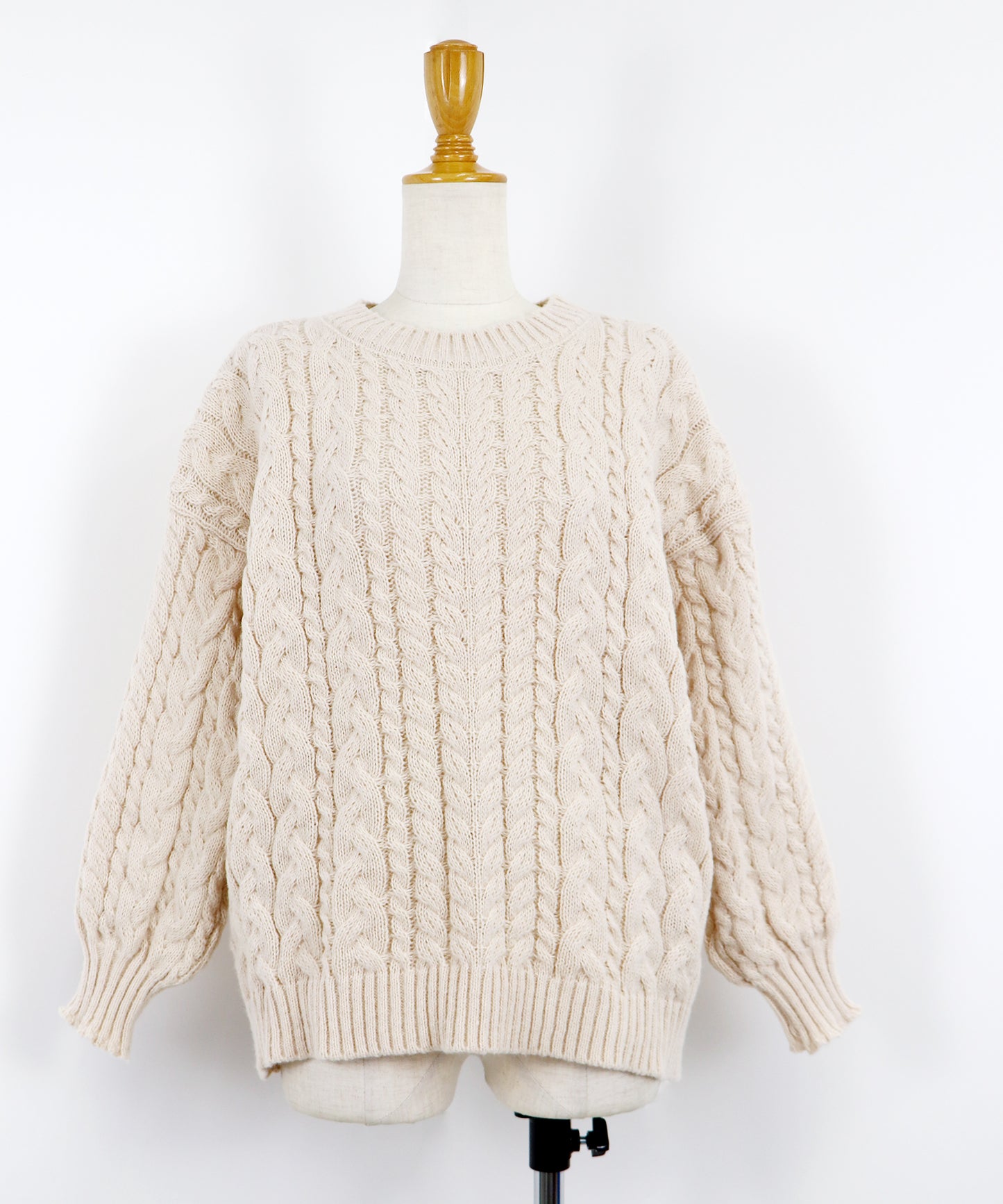 【SALE】ボリュームケーブルニット