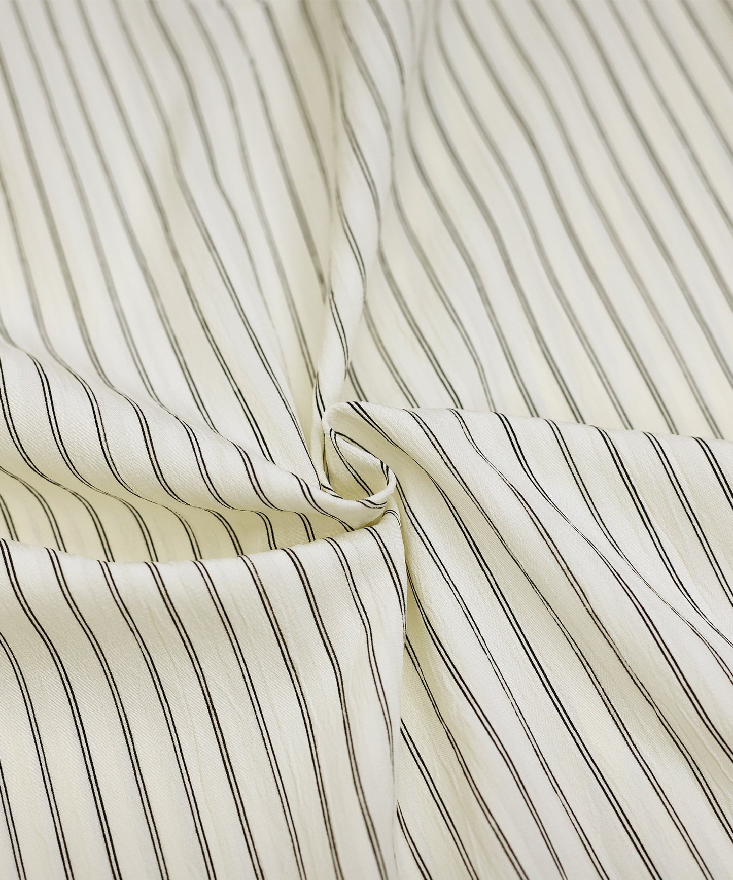 ストライプ柄ボウタイシャツ【ネコポス】