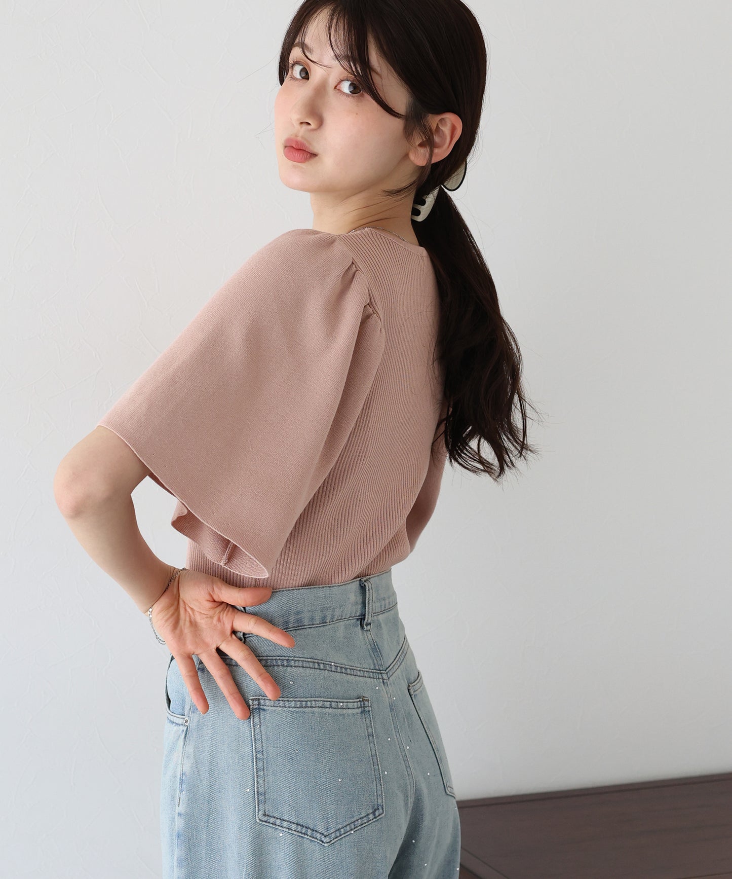 【新商品限定5%OFF(月)】フレアスリーブ半袖リブニット
