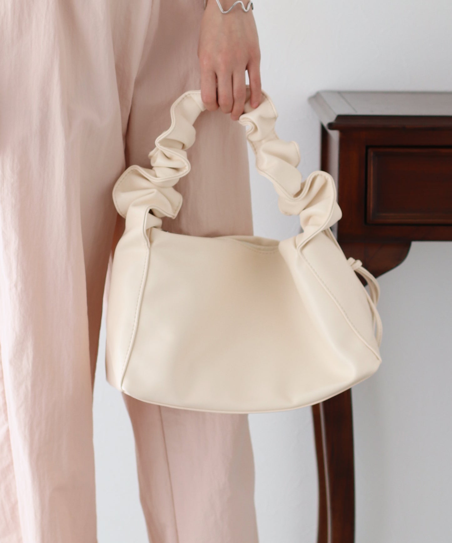 【SALE】ギャザーアレンジショルダーバッグ