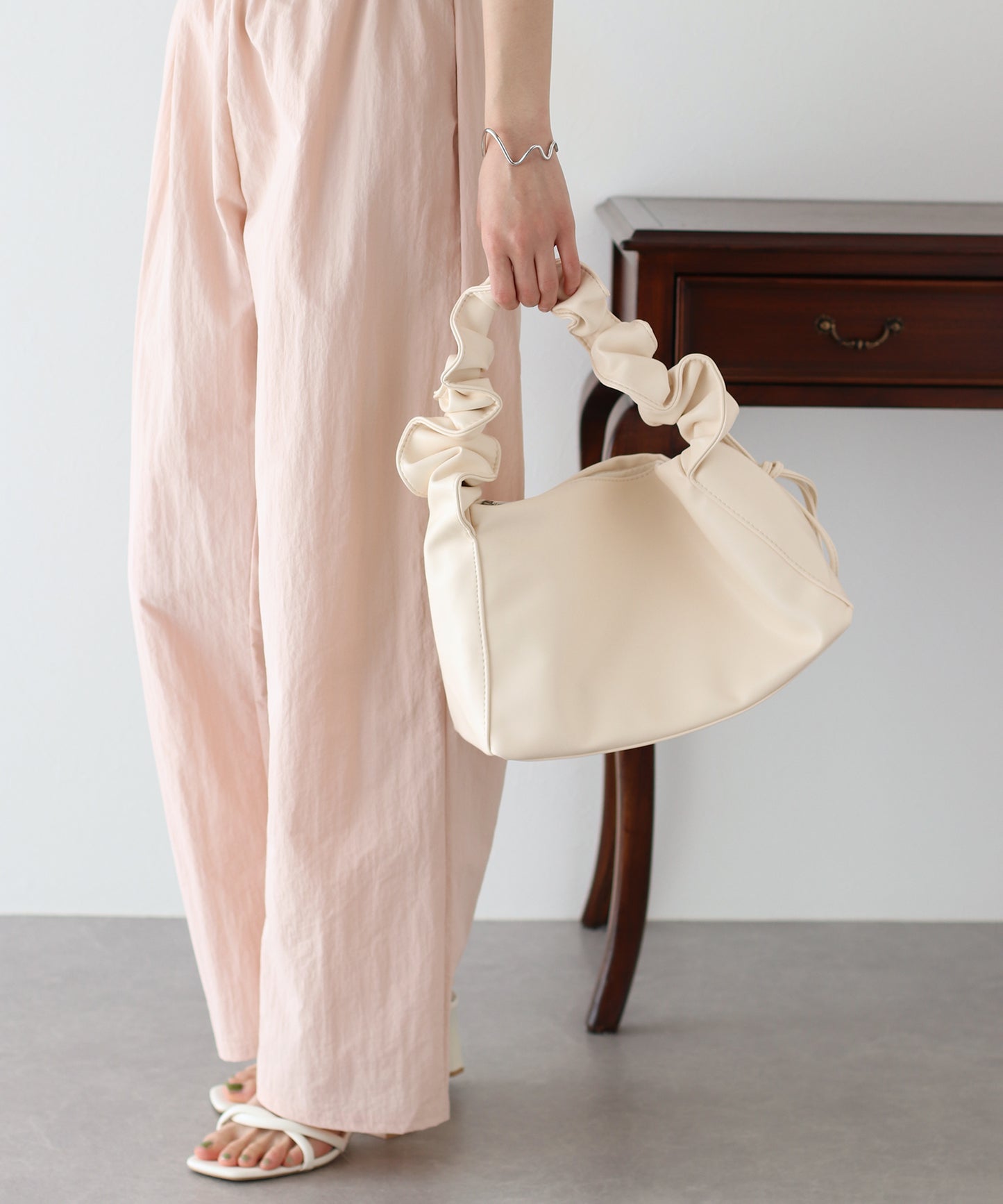 【SALE】ギャザーアレンジショルダーバッグ