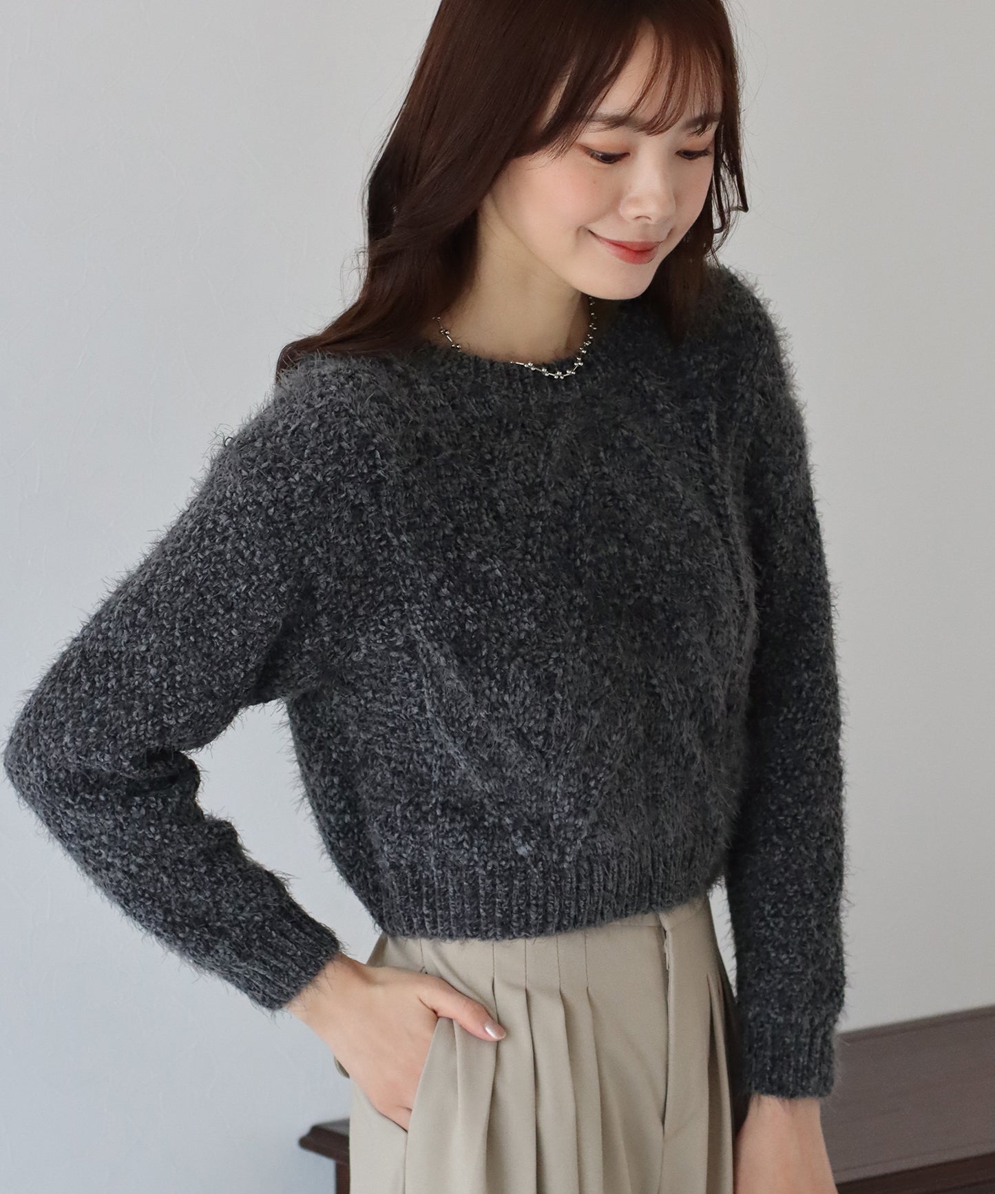 【SALE】ケーブル編みモールシャギーニット