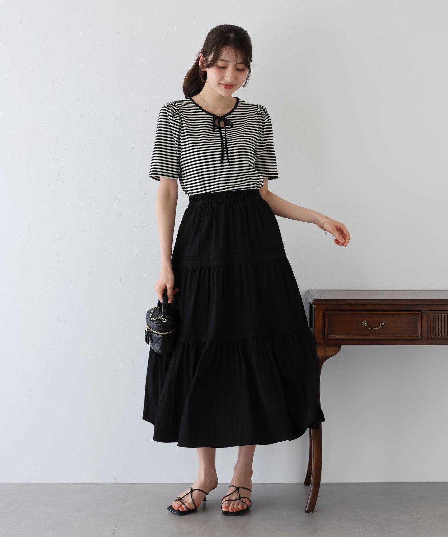 【TIME SALE】パイピングリボンタックTシャツ