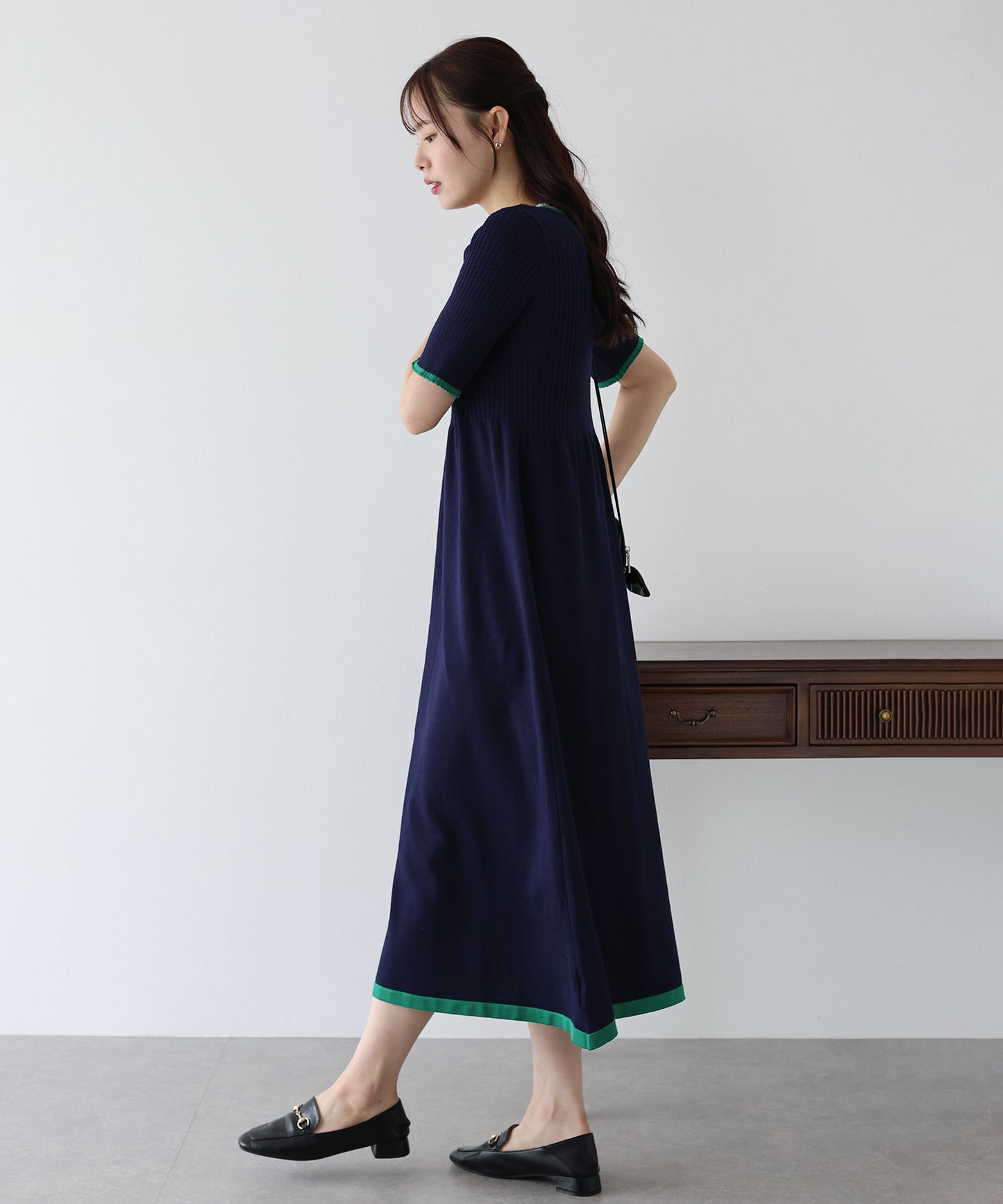 【SALE】バイカラーネックニットワンピース