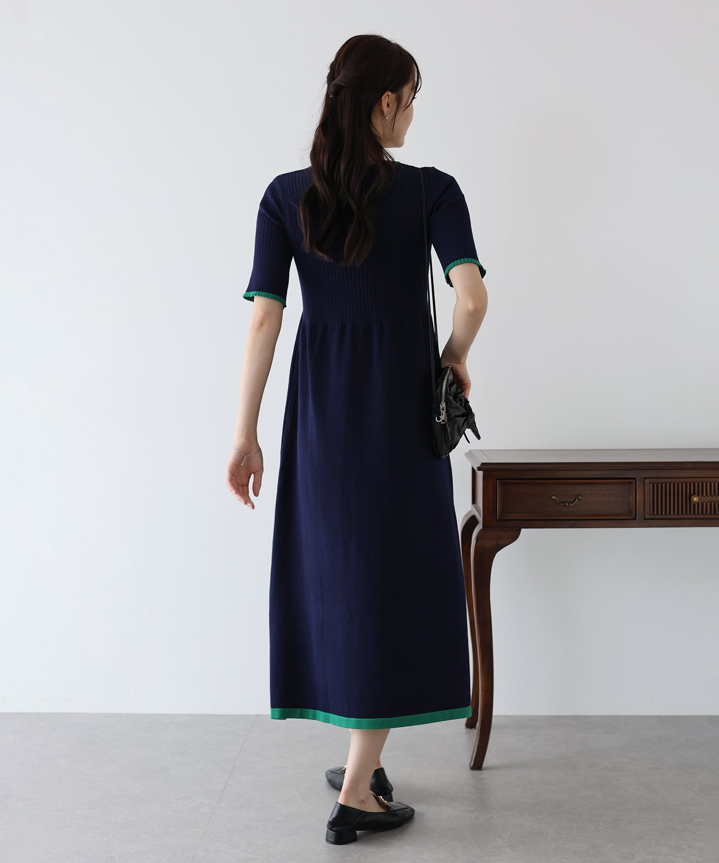 【SALE】バイカラーネックニットワンピース