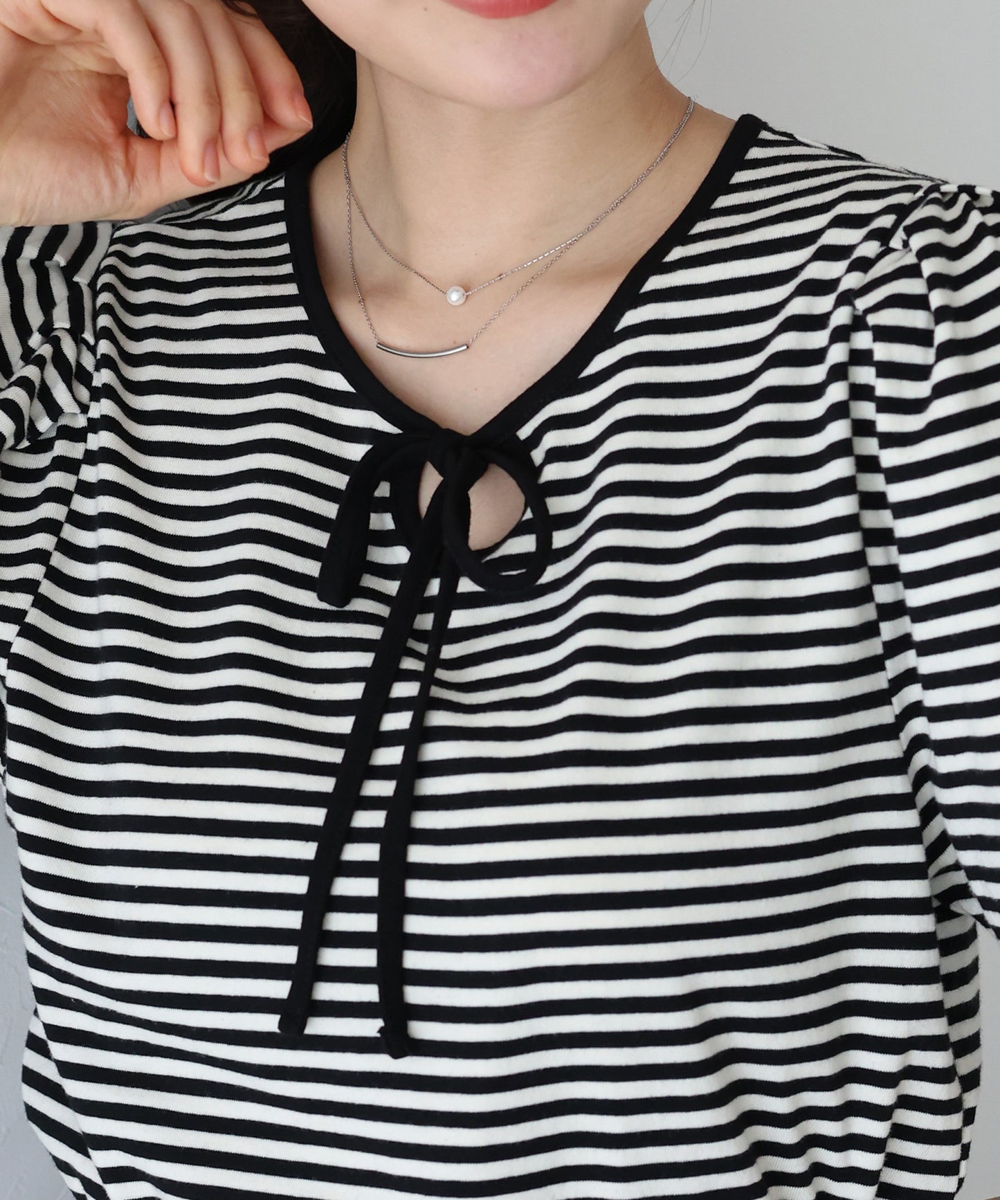 【TIME SALE】パイピングリボンタックTシャツ