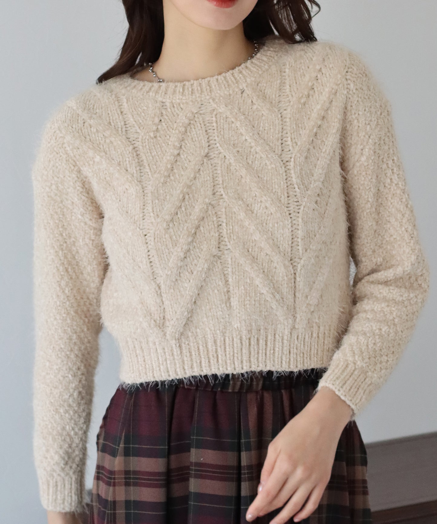 【SALE】ケーブル編みモールシャギーニット