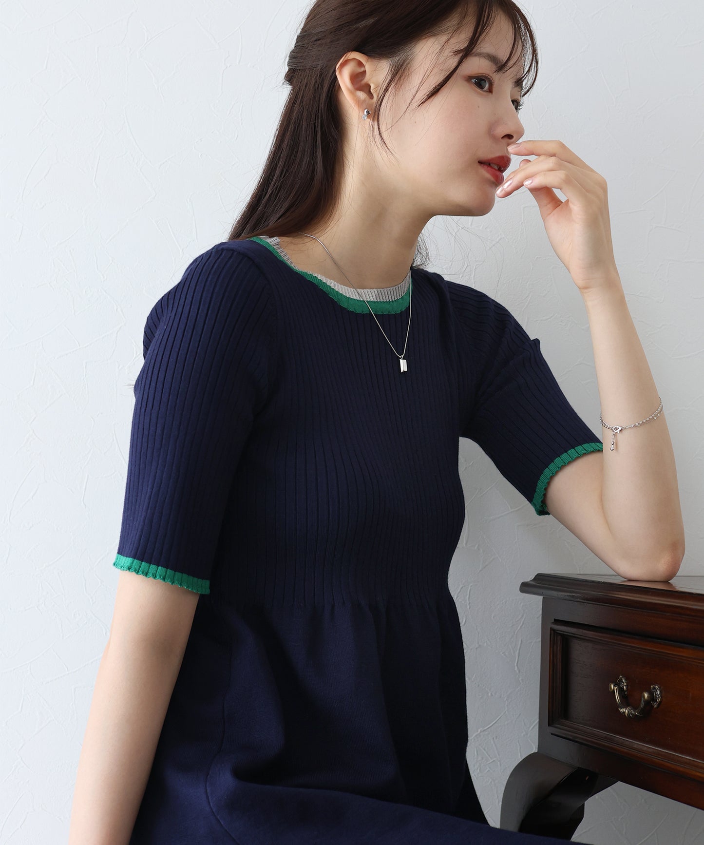 【SALE】バイカラーネックニットワンピース