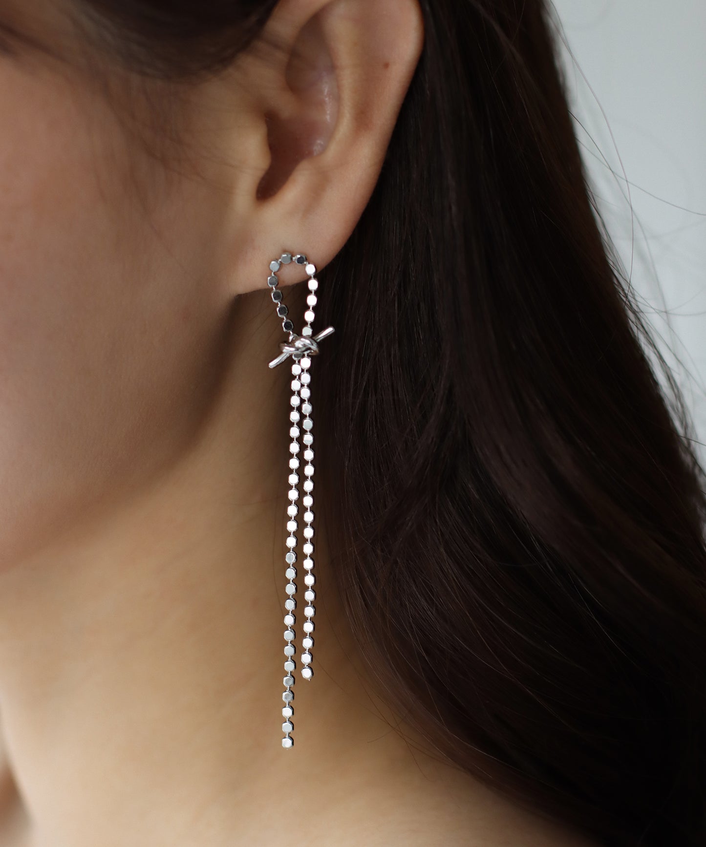 スパークルノットピアス/ニッケルフリー【ネコポス】