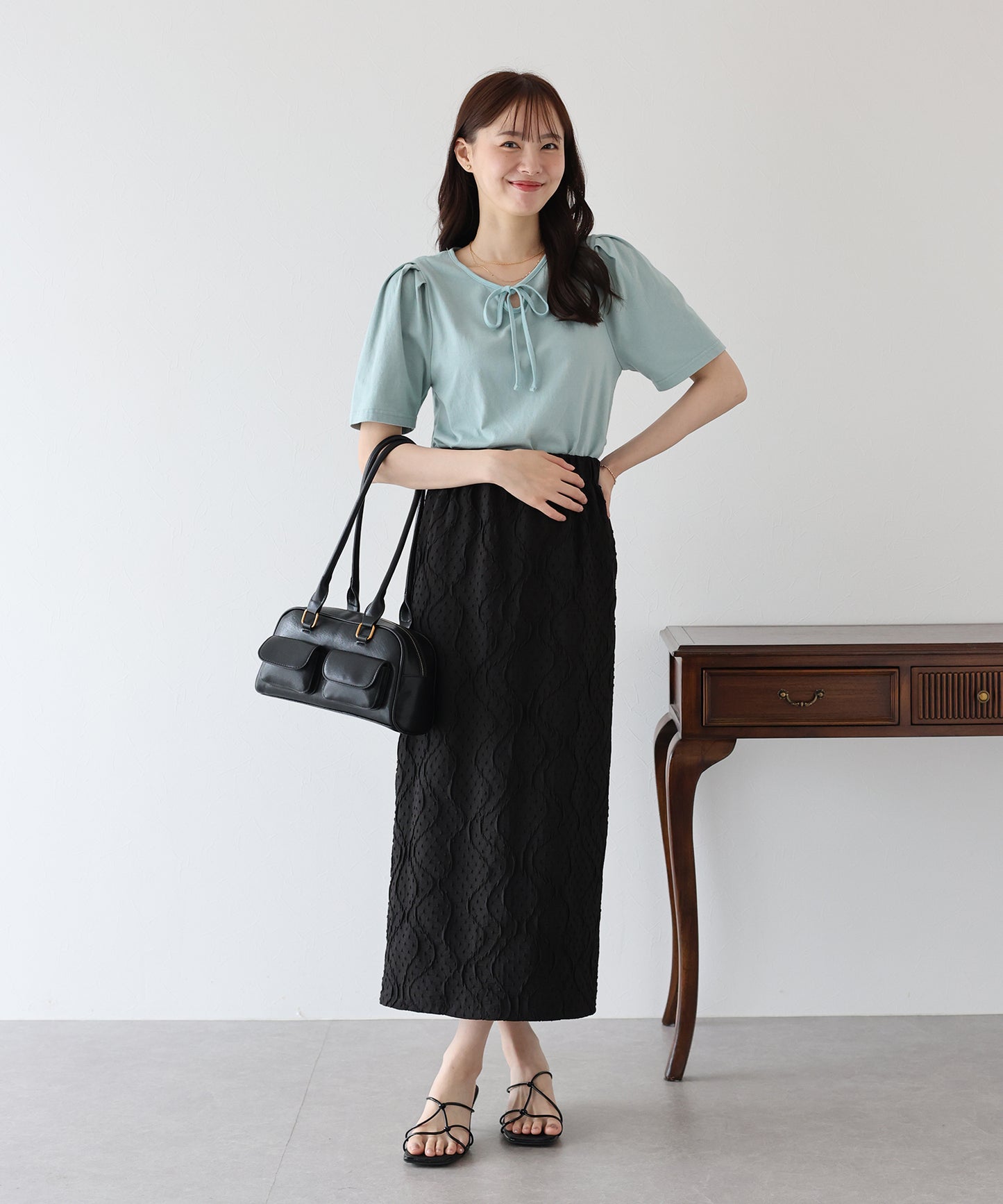 【TIME SALE】パイピングリボンタックTシャツ