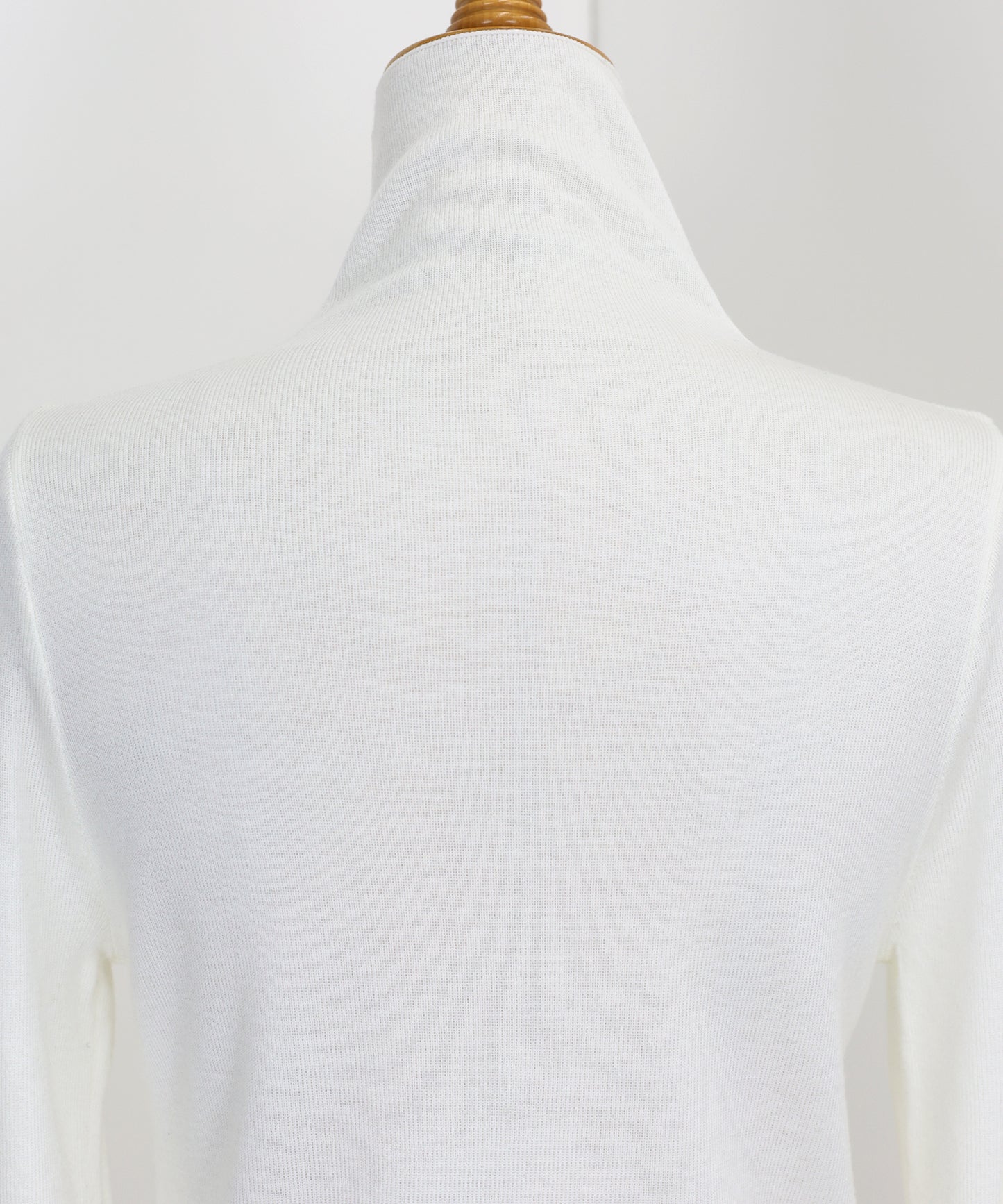 【TIME SALE】ウール混ベーシックタートルニット
