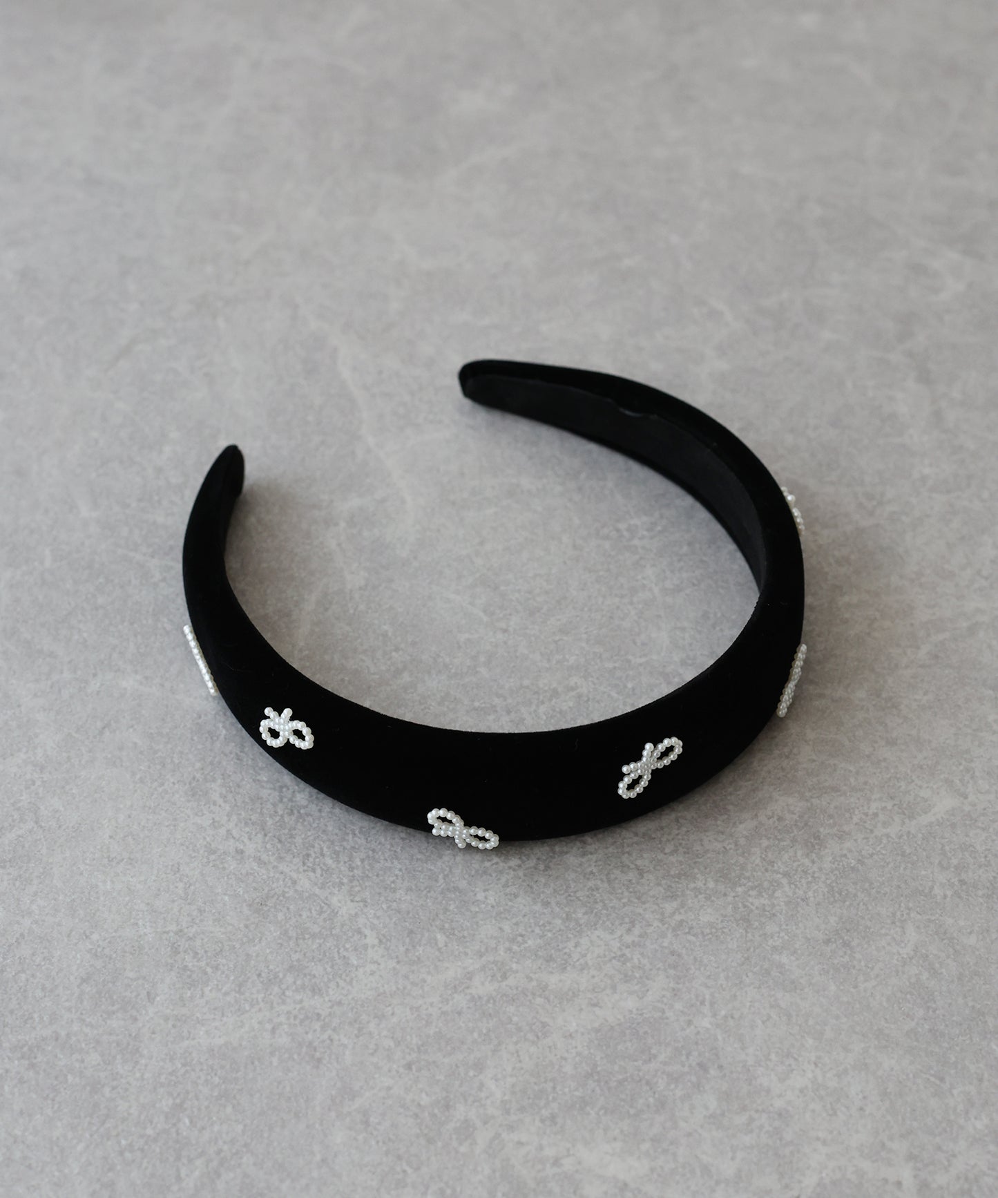 リボンモチーフベロアカチューシャ