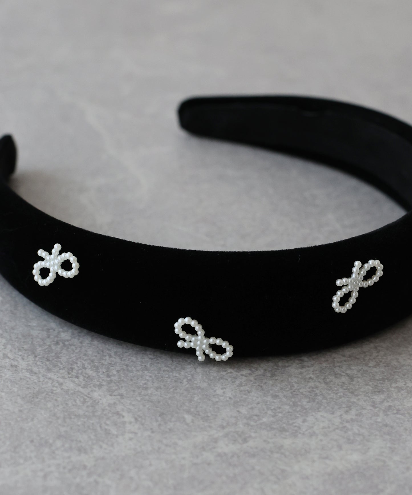 リボンモチーフベロアカチューシャ