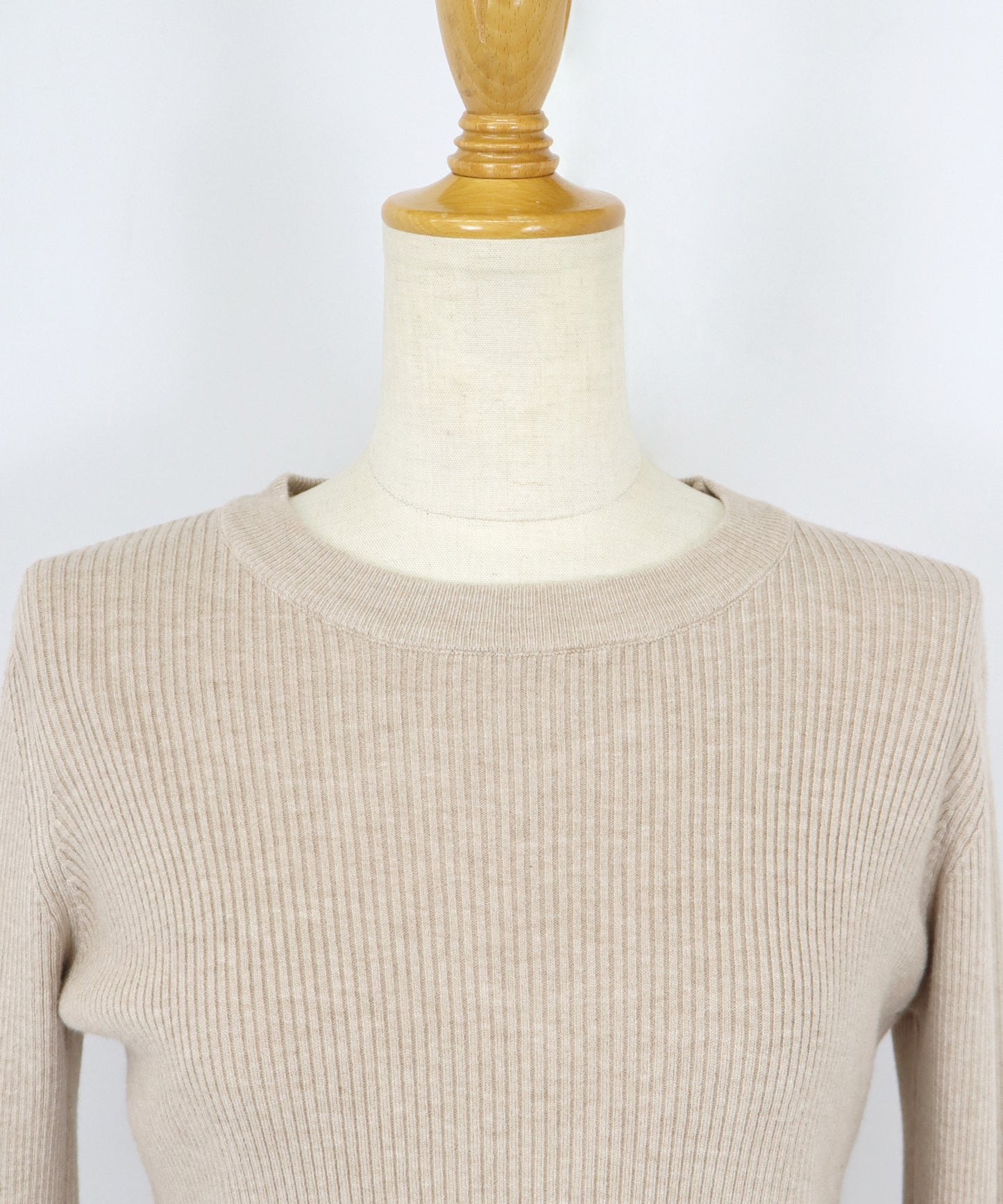 【SALE】金釦付きリブニット