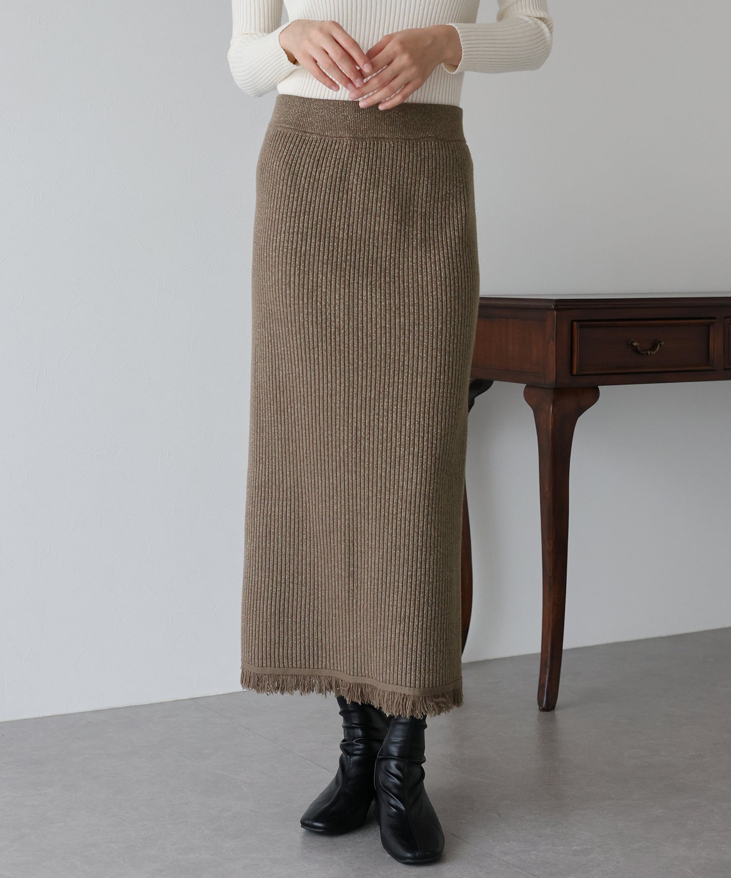 【SALE】ラメニットフリンジスカート