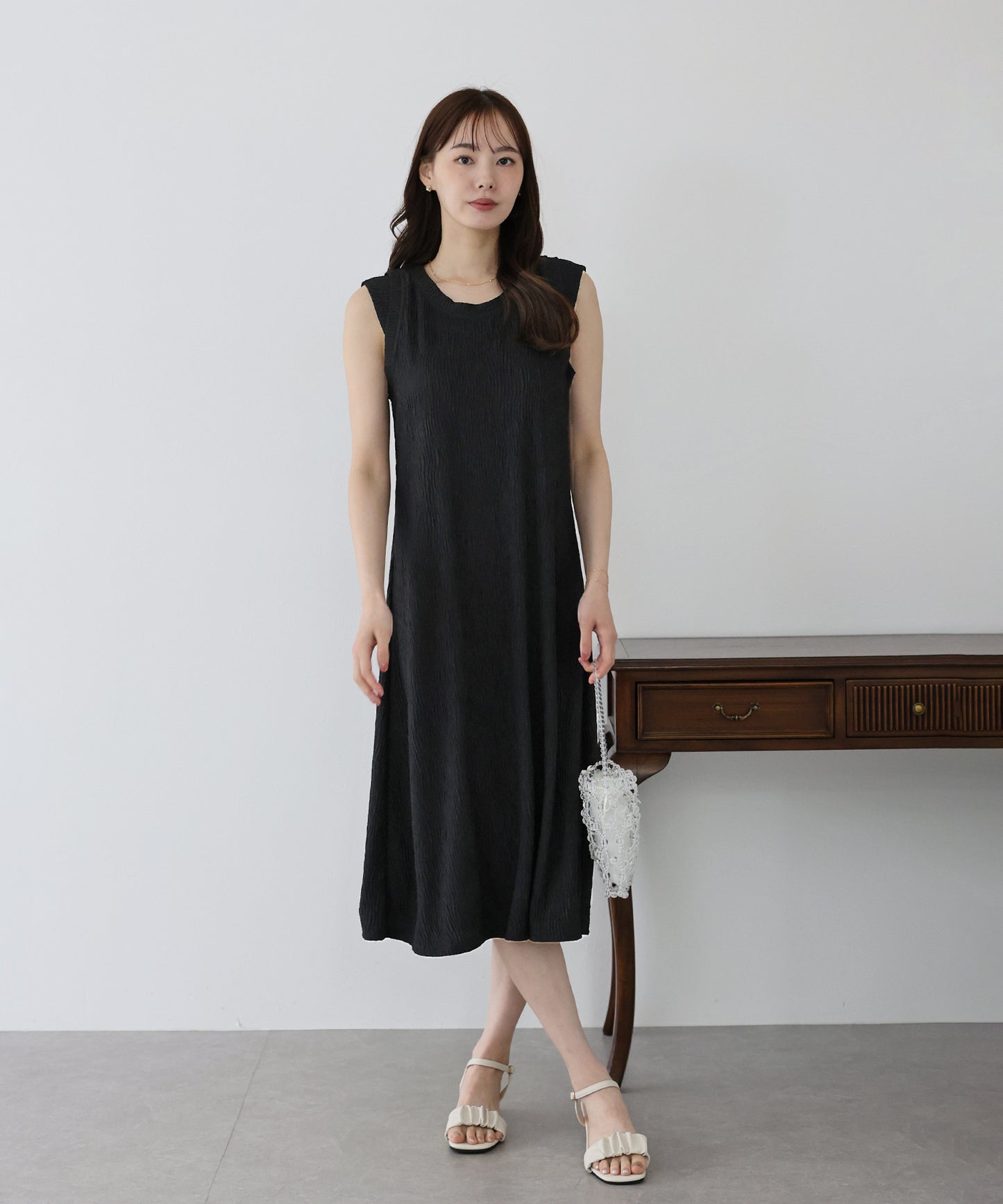 【新商品限定5%OFF(木)】フレンチスリーブプリーツワンピース