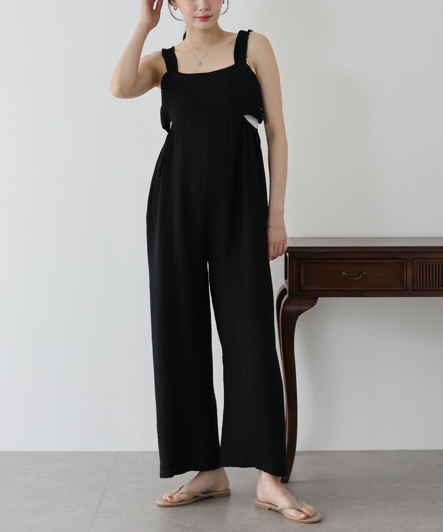 【SALE】カットアウトオールインワン