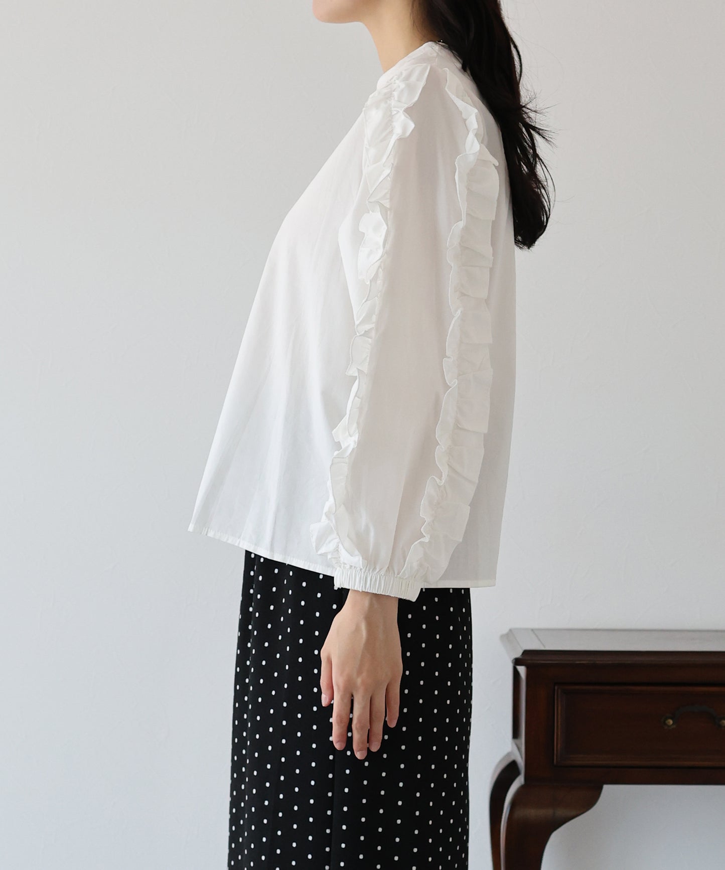 【SALE】フリルスリーブブラウス