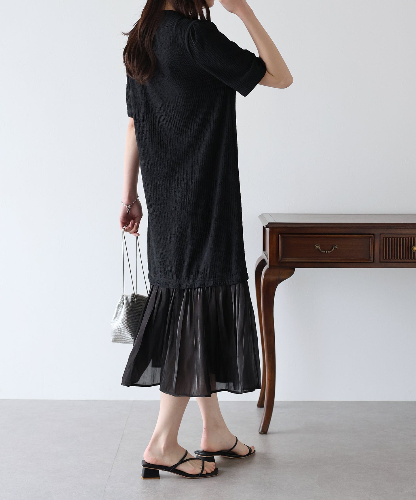 【SALE】異素材切替ティアードワンピース