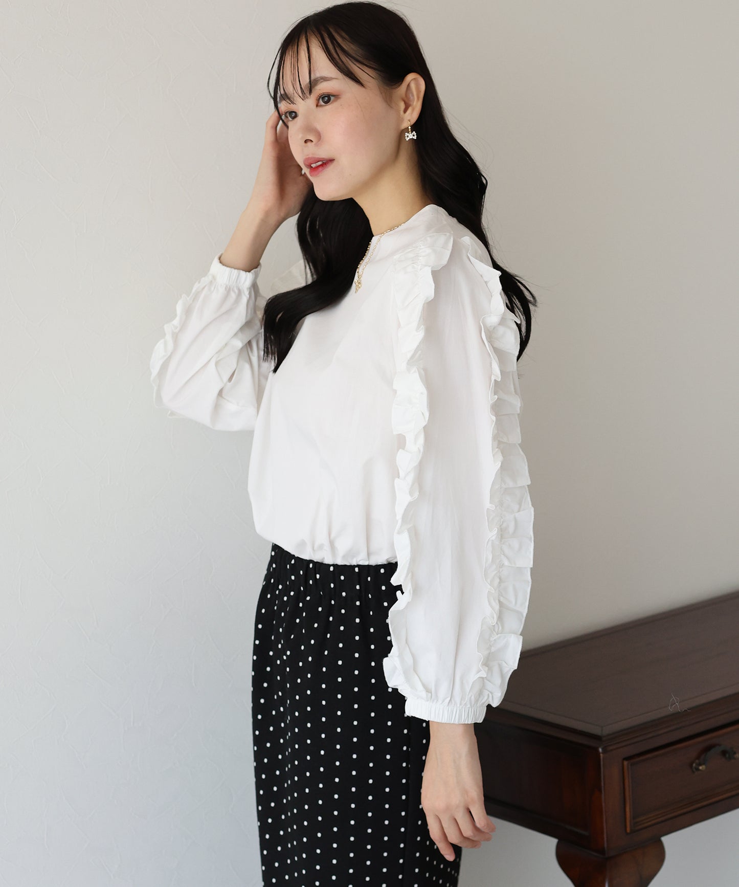 【SALE】フリルスリーブブラウス