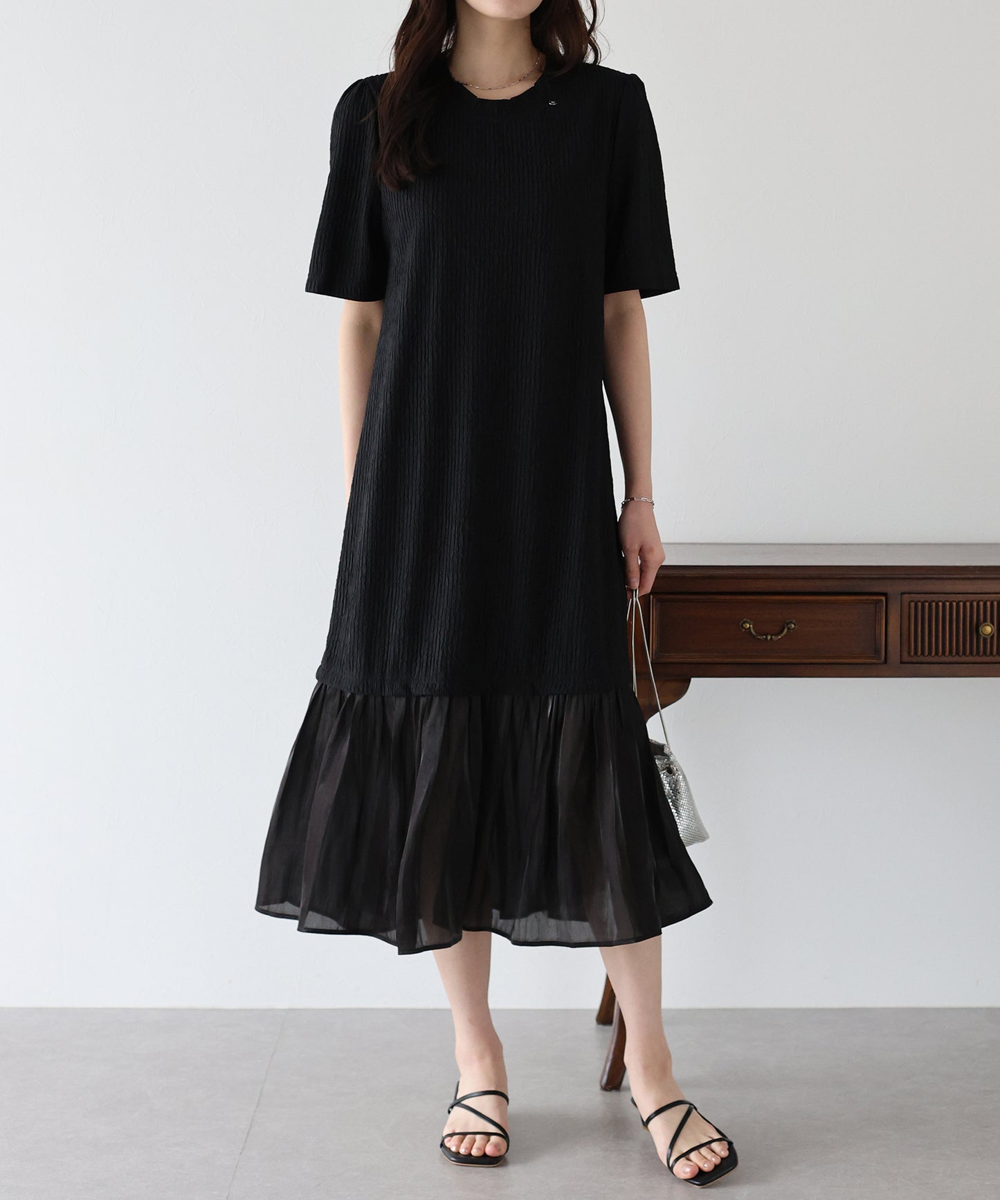 【SALE】異素材切替ティアードワンピース