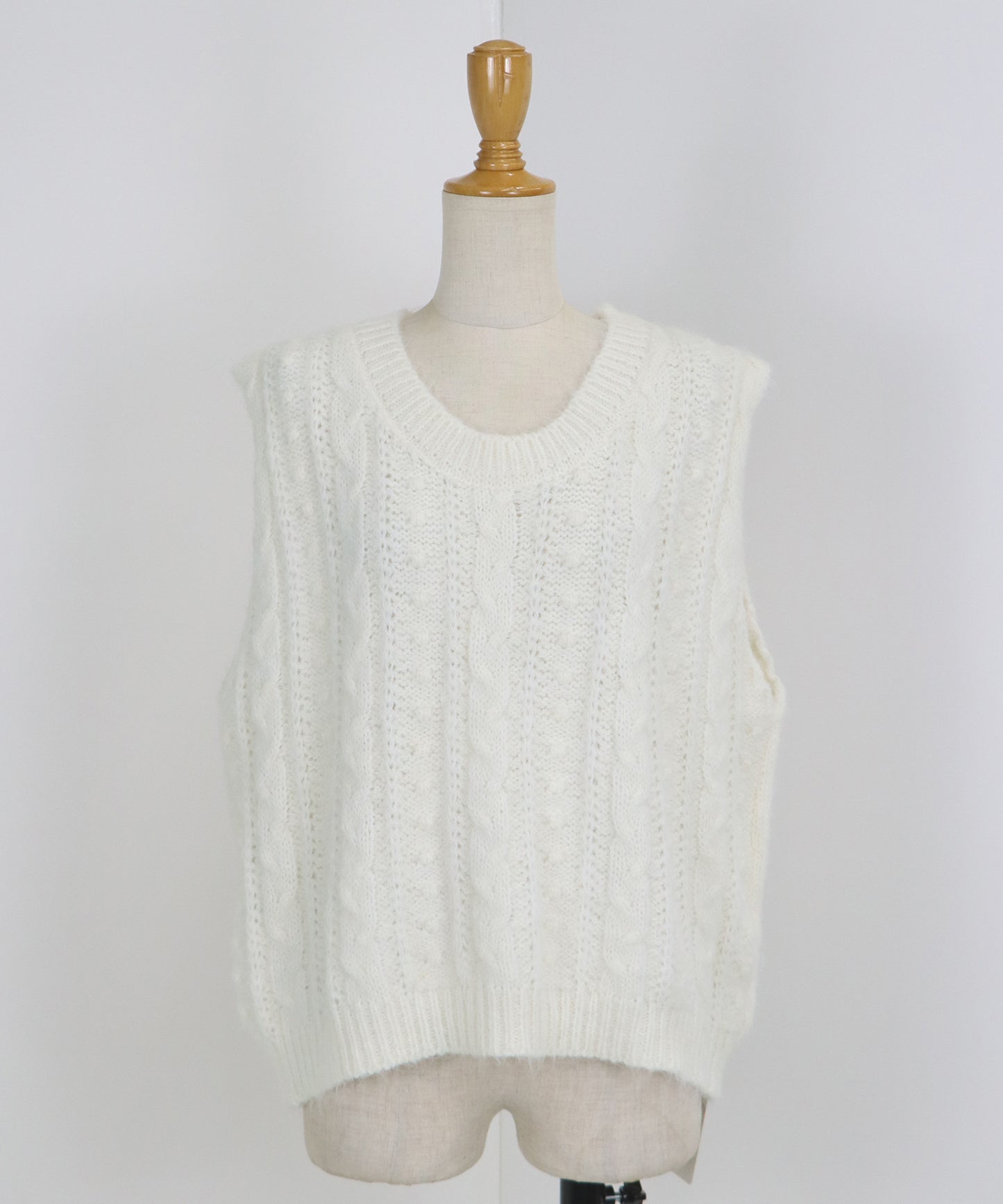 【TIME SALE】ケーブルニットベスト