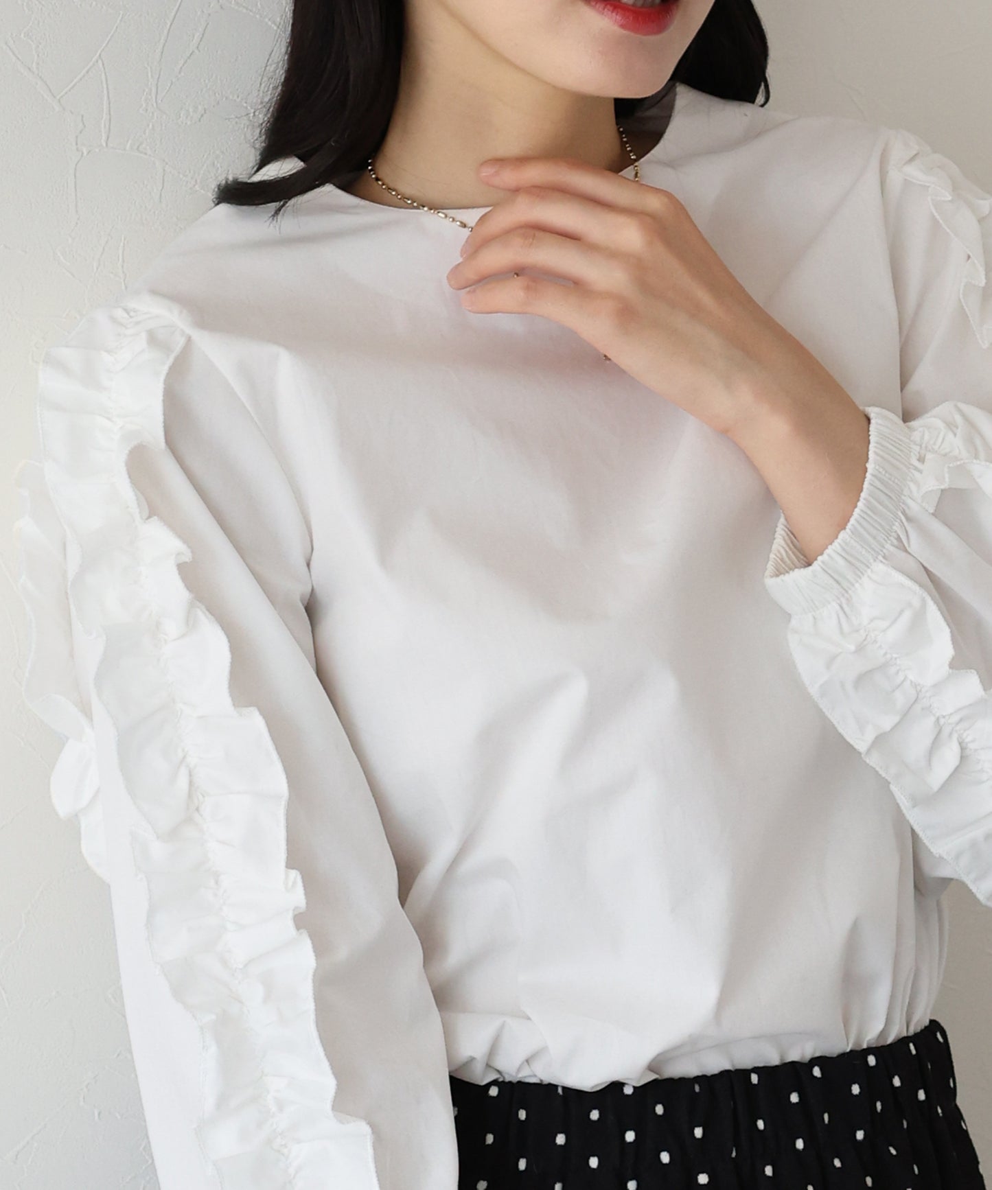 【SALE】フリルスリーブブラウス