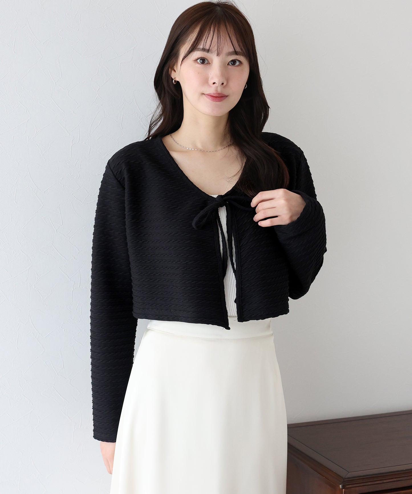 케이블 무늬 리본 가디건