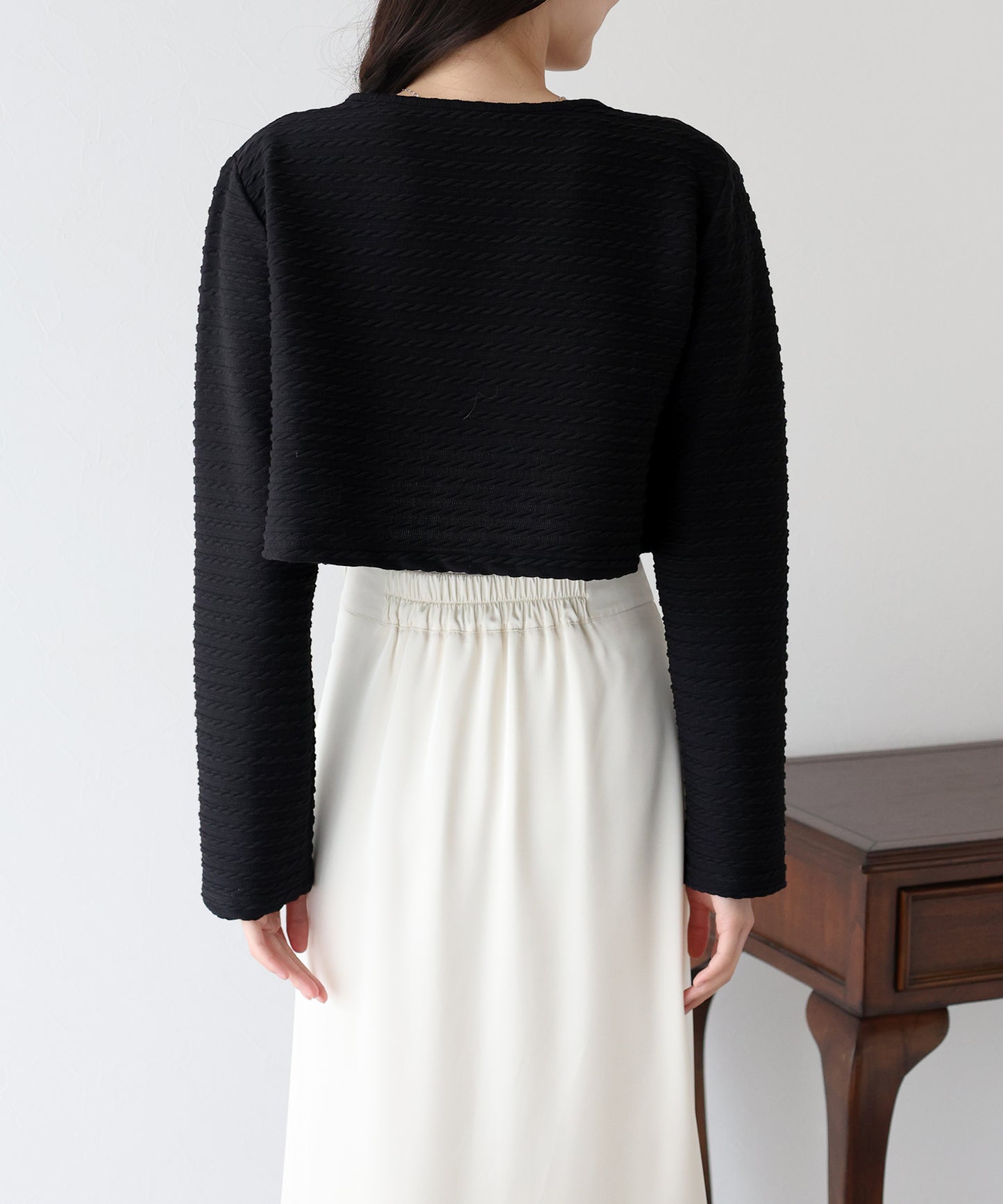 케이블 무늬 리본 가디건