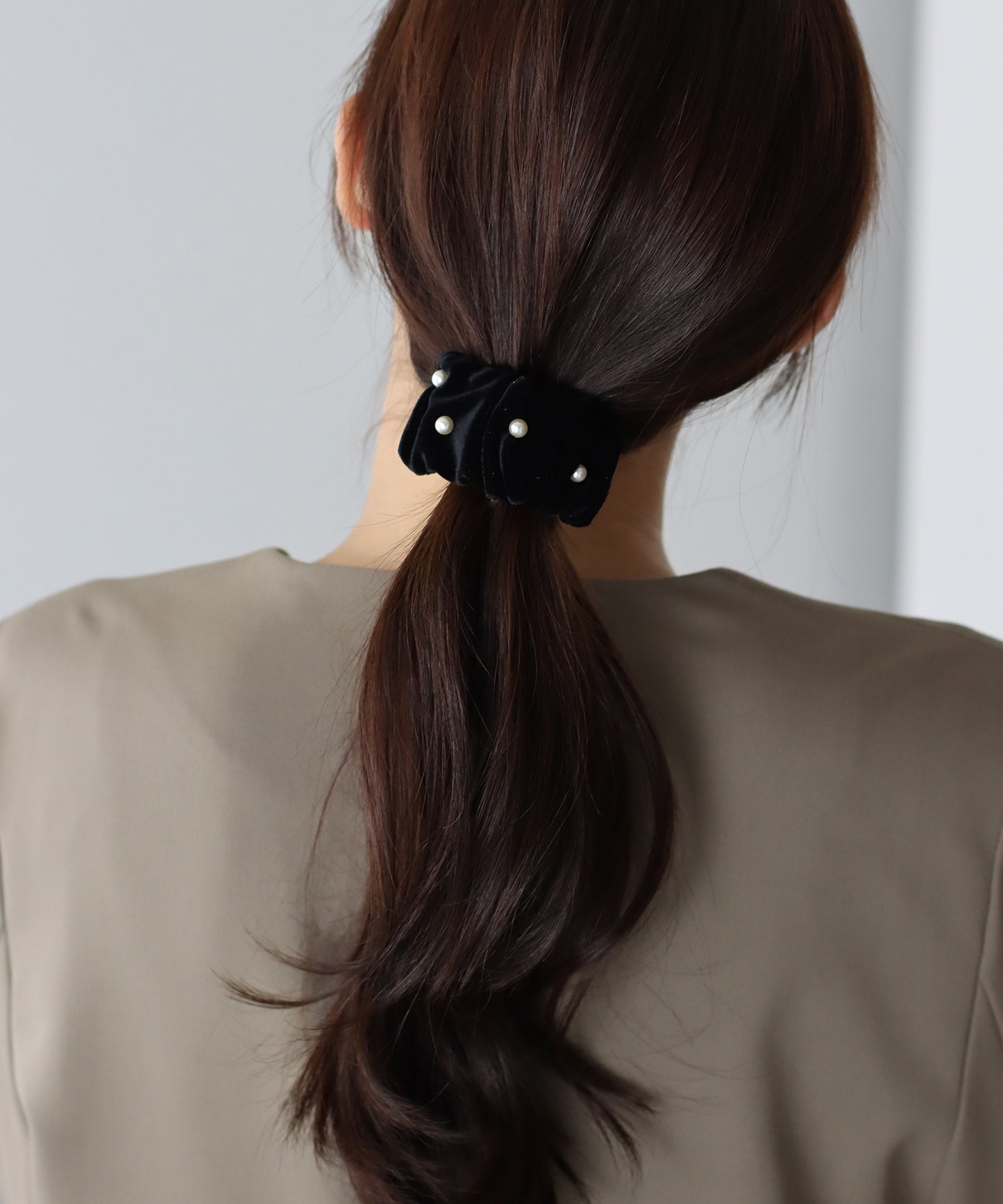 ベロアパールヘアカフ