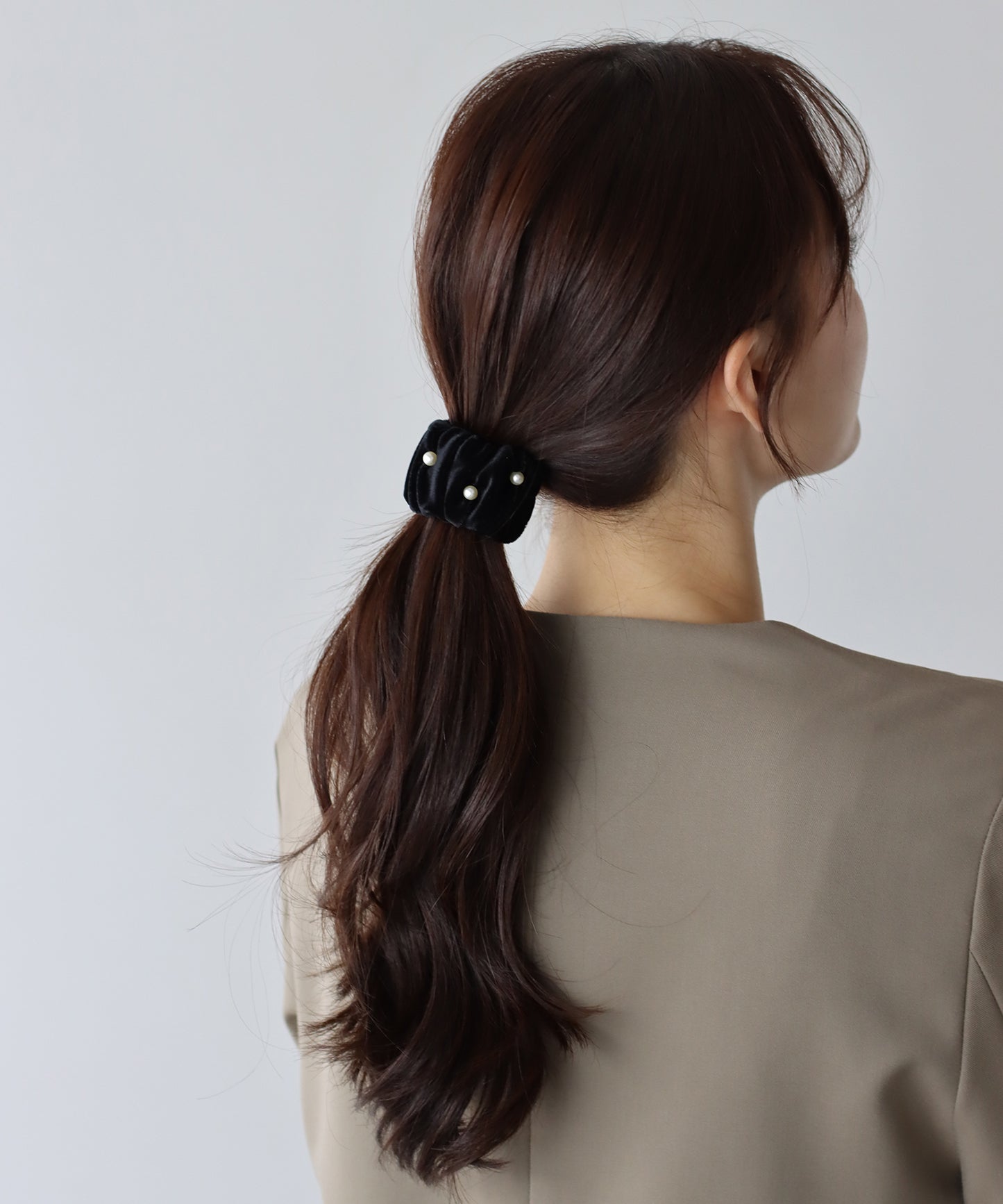 ベロアパールヘアカフ