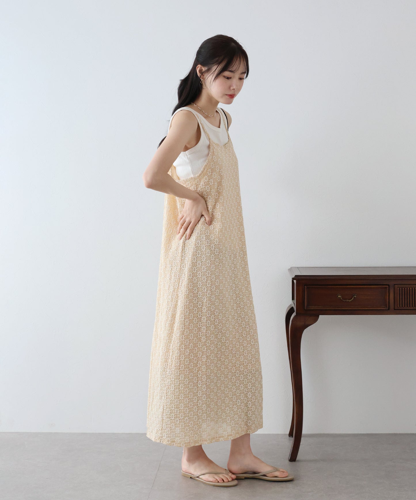 フラワーレースキャミワンピース