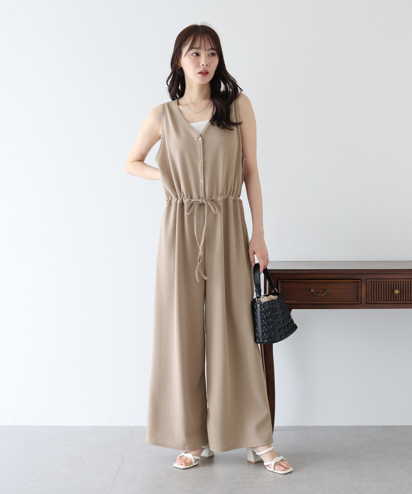 【SALE】Vネックオールインワン