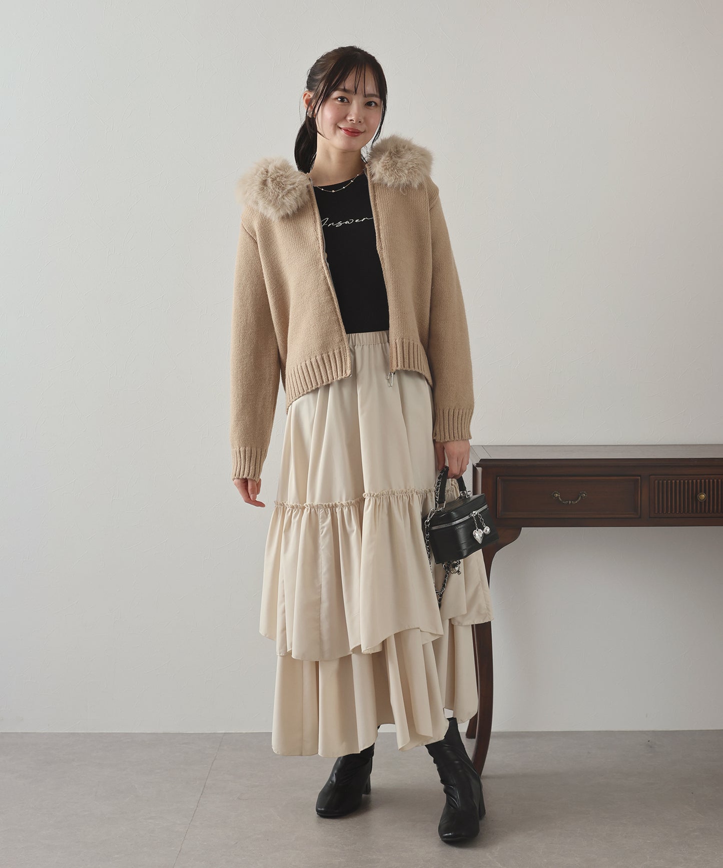 【TIME SALE】ファーニットパーカー