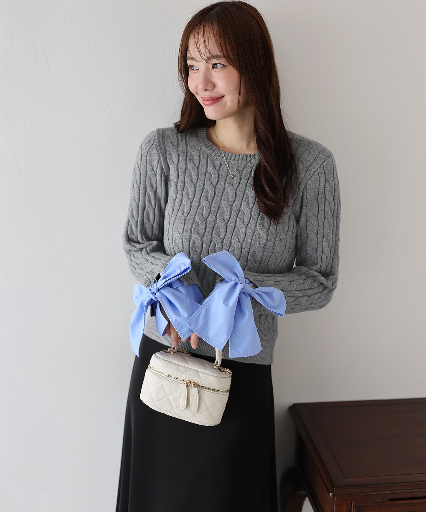 【早割5%OFF】リボン袖ドッキングケーブルニット