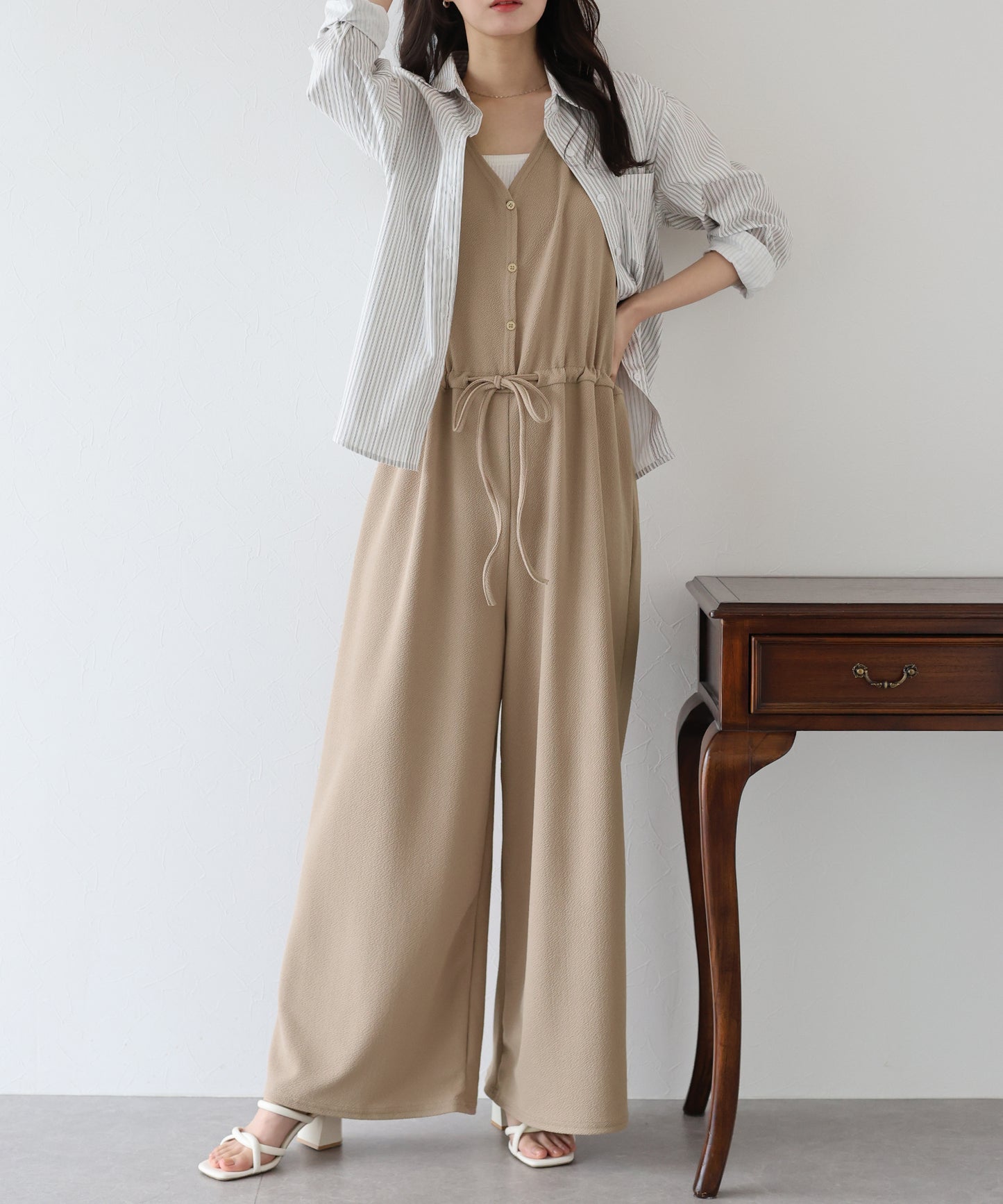 【SALE】Vネックオールインワン