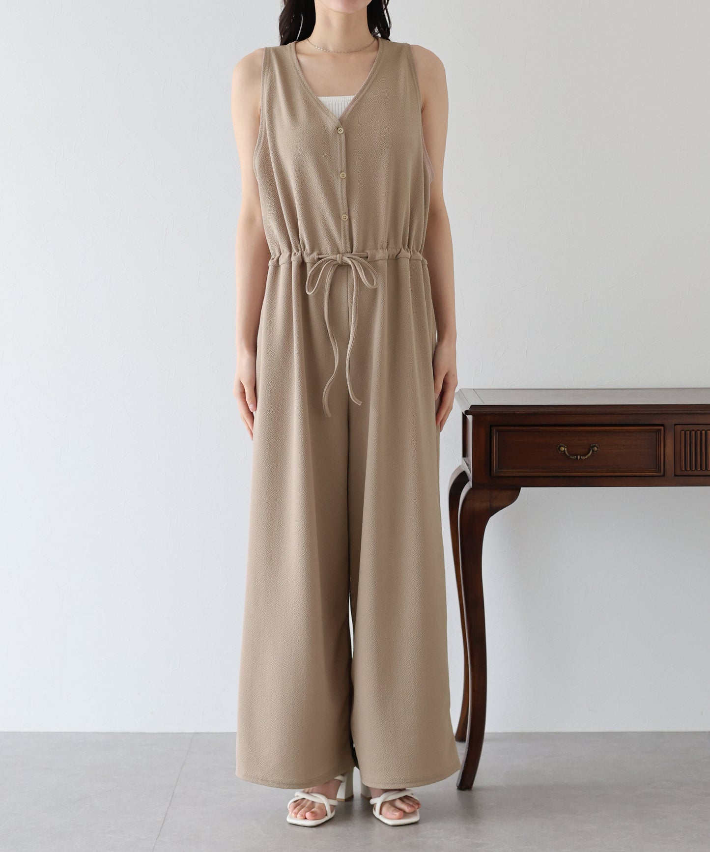 【SALE】Vネックオールインワン