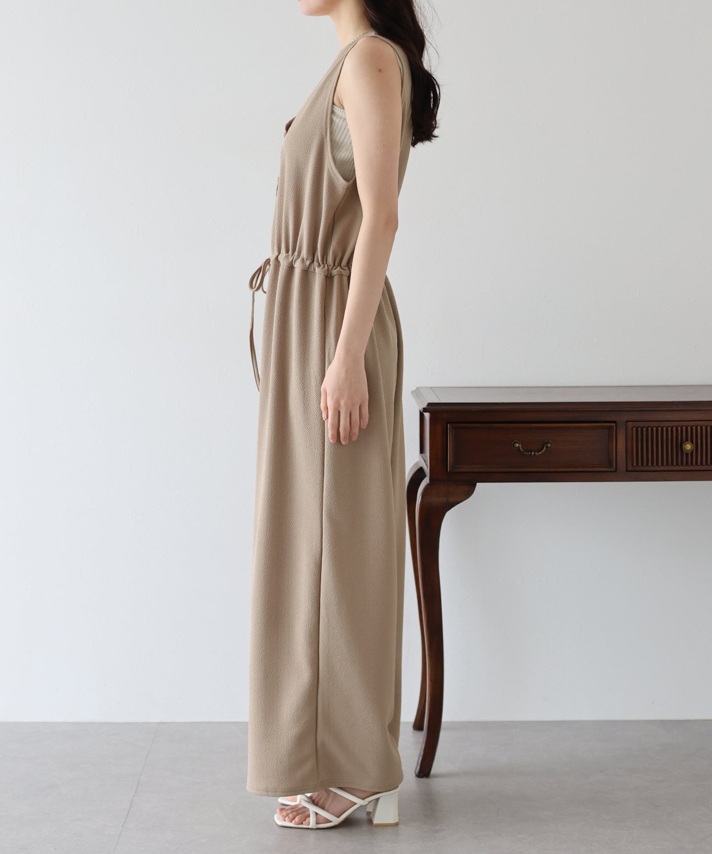 【SALE】Vネックオールインワン