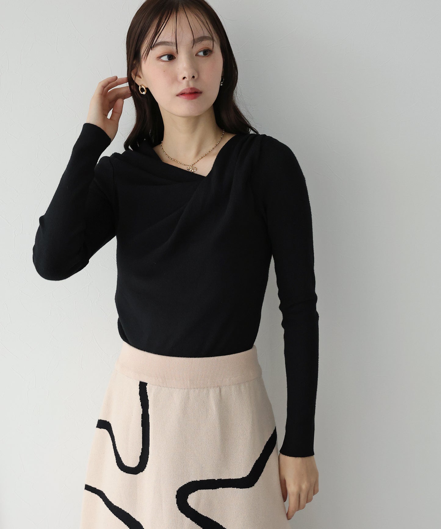 ドレープニット