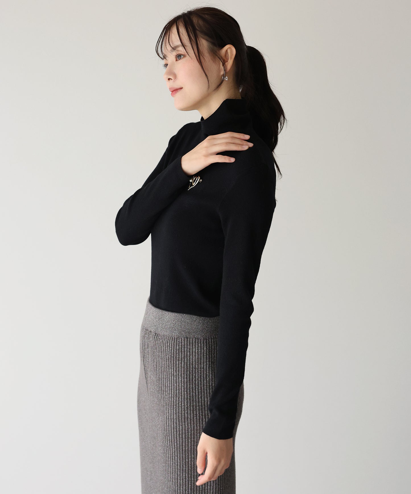 【TIME SALE】ウール混ベーシックタートルニット