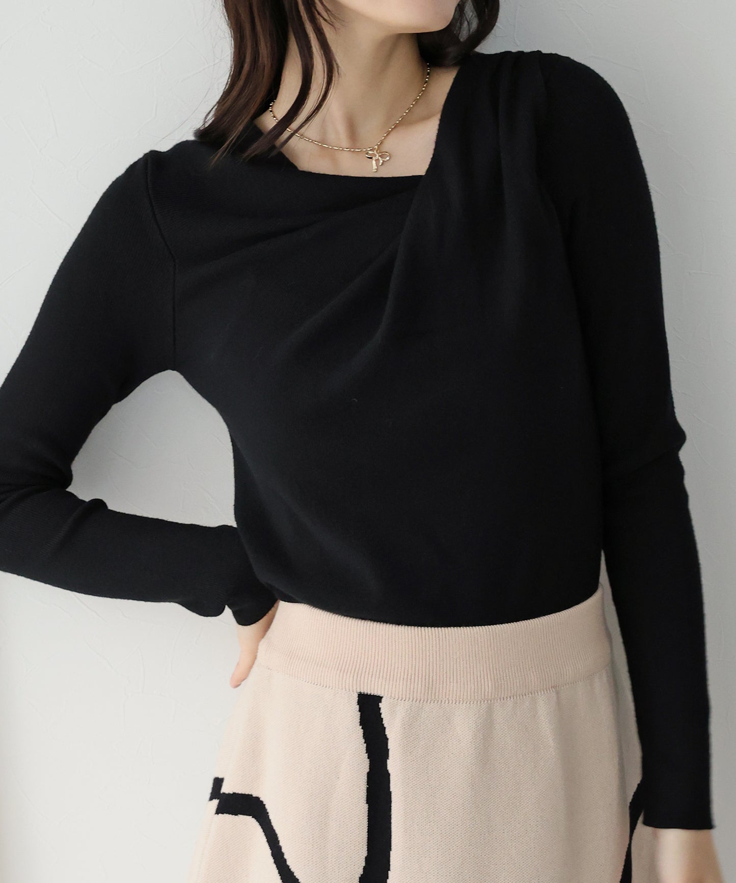 ドレープニット