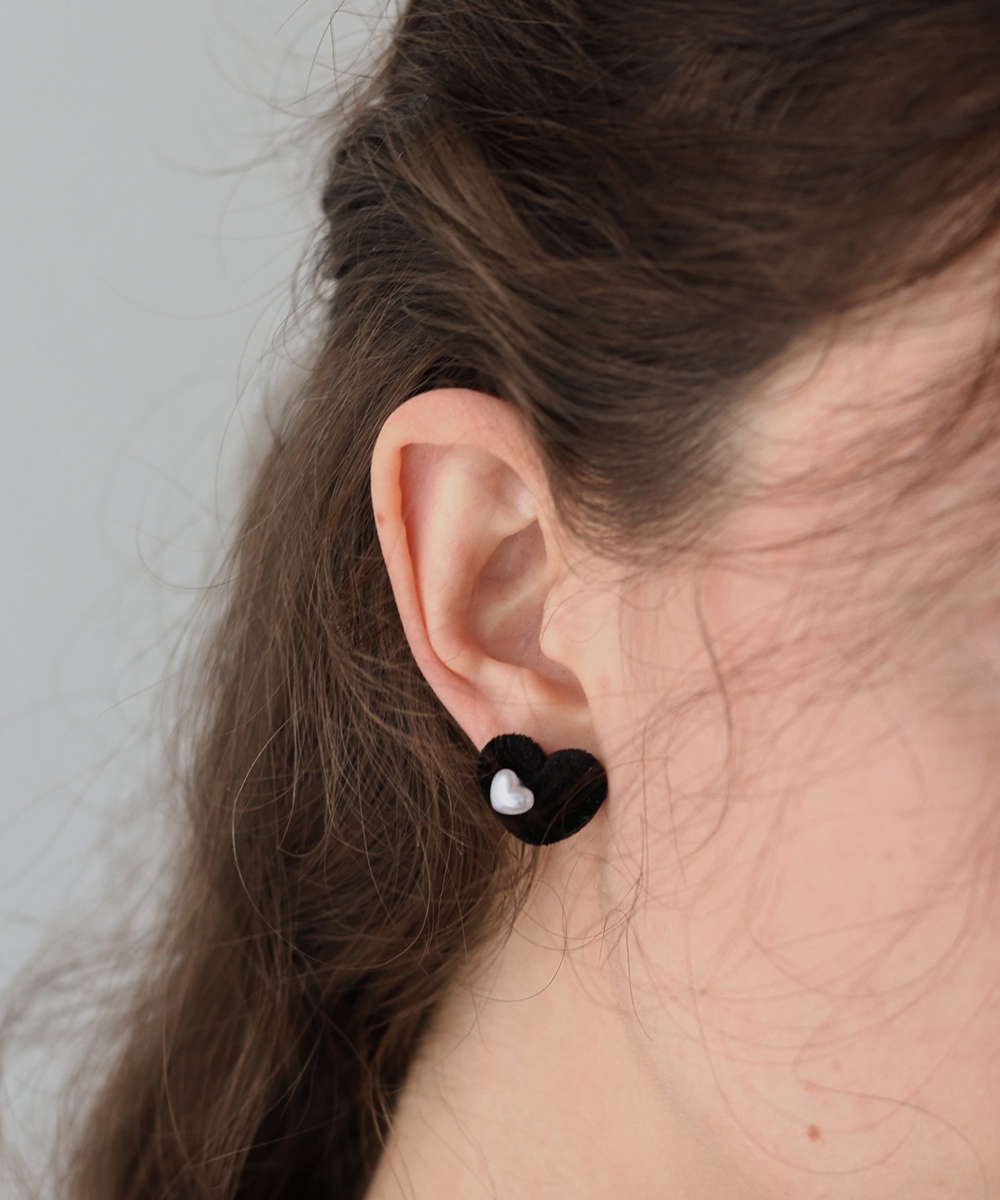 ベロアハートピアス【ネコポス】