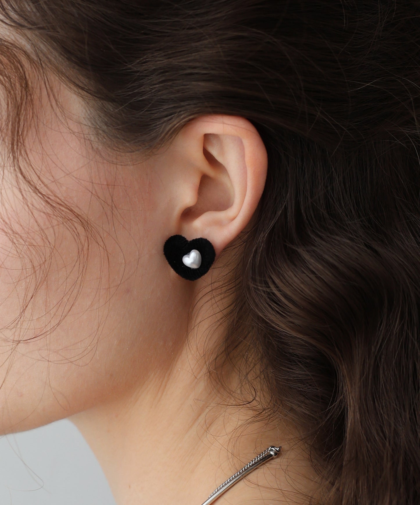 ベロアハートピアス【ネコポス】