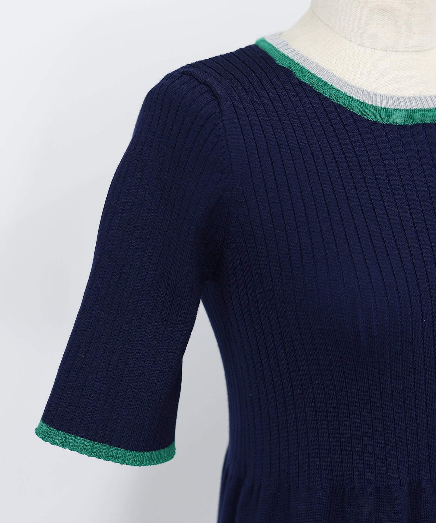 【SALE】バイカラーネックニットワンピース