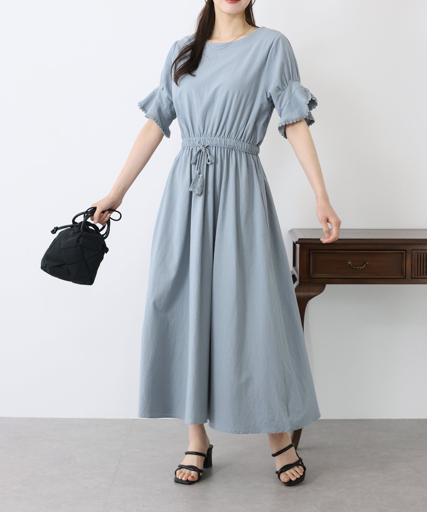 【SALE】袖レースドロストワンピース