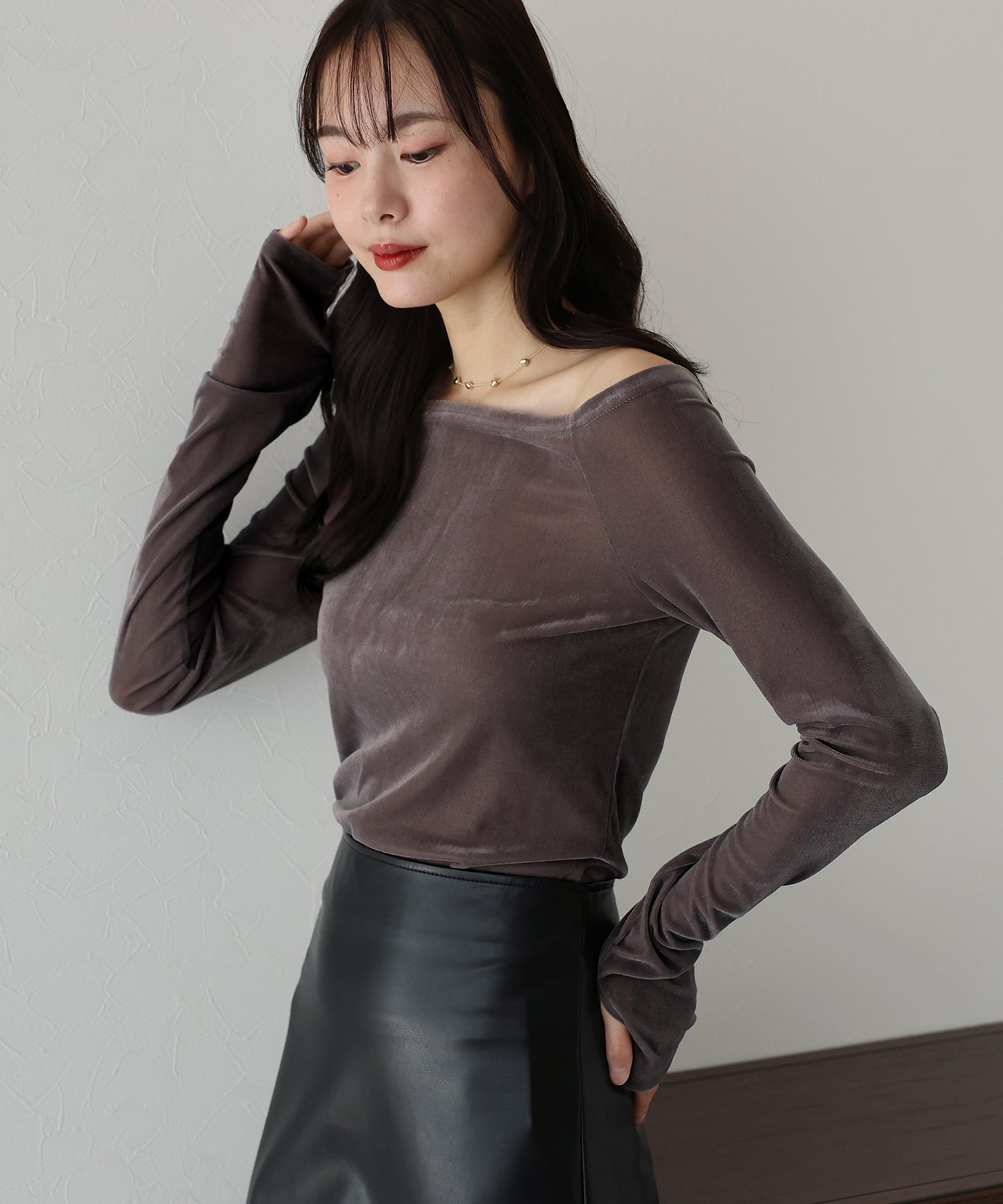 【TIME SALE】シアーベロアオフショルTシャツ【ネコポス】