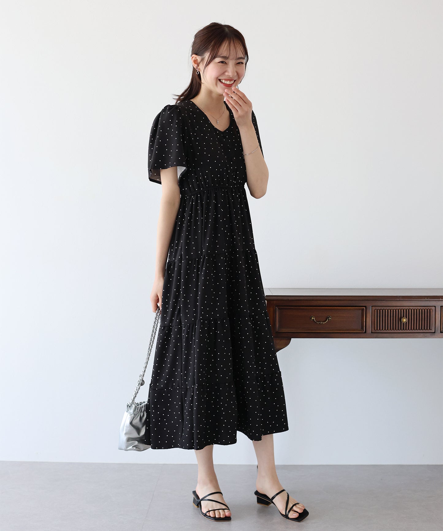 【SALE】フレアスリーブティアードワンピース