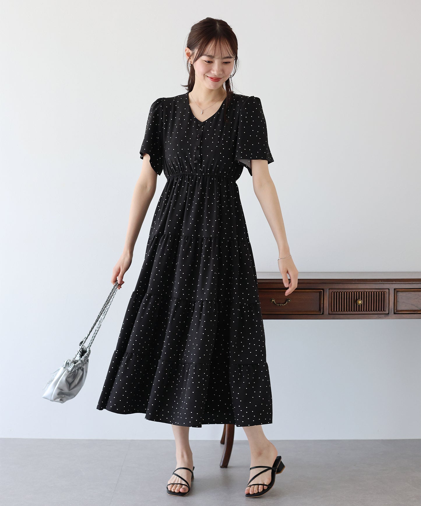 【SALE】フレアスリーブティアードワンピース